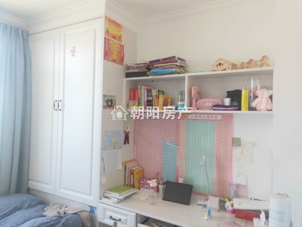 香颂小镇两室一厅精装修学区房出售