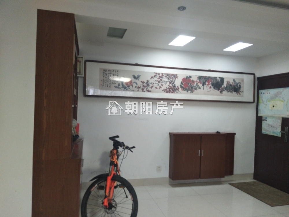 新光花园 141平 南向精装三居 学区房 交通便利