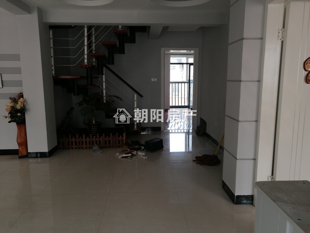 淮河新城一期 127平 南向精装三室 满两年 交通便利