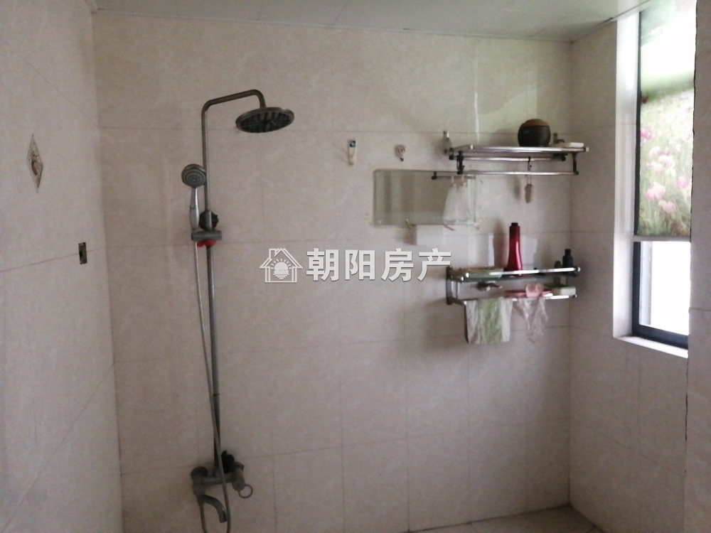 淮河新城一期 127平 南向精装三室 满两年 交通便利