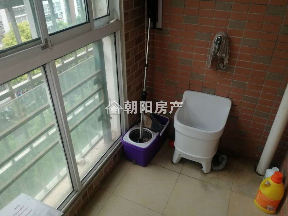 银鹭万树城 125平 南向精装三居 满两年 交通便利 学区房