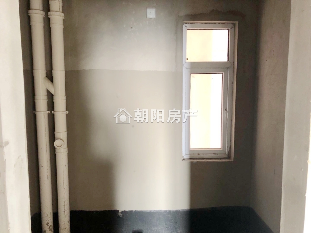 万达广场 96平 南向三居 学区房 采光好 随时看房