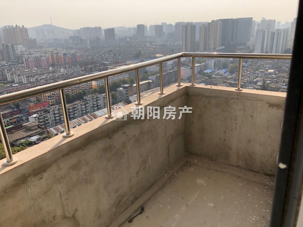 万达广场 96平 南向三居 学区房 采光好 随时看房