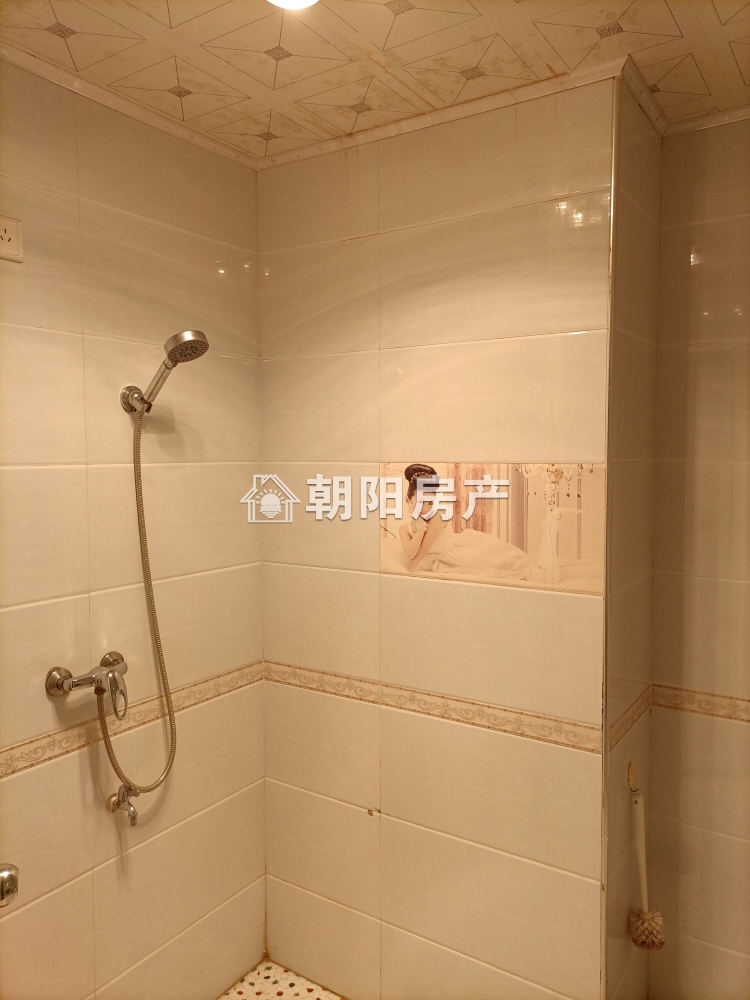 海沃世贸 53平 朝南一室一厅 精装 交通便利配套齐全