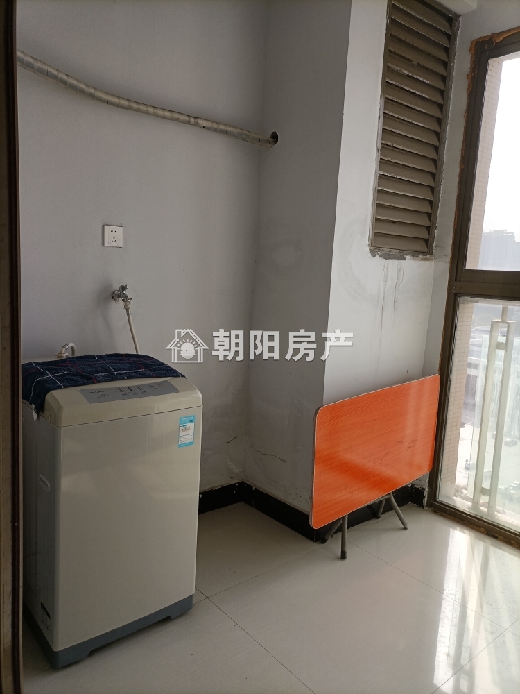 海沃世贸 53平 朝南一室一厅 精装 交通便利配套齐全