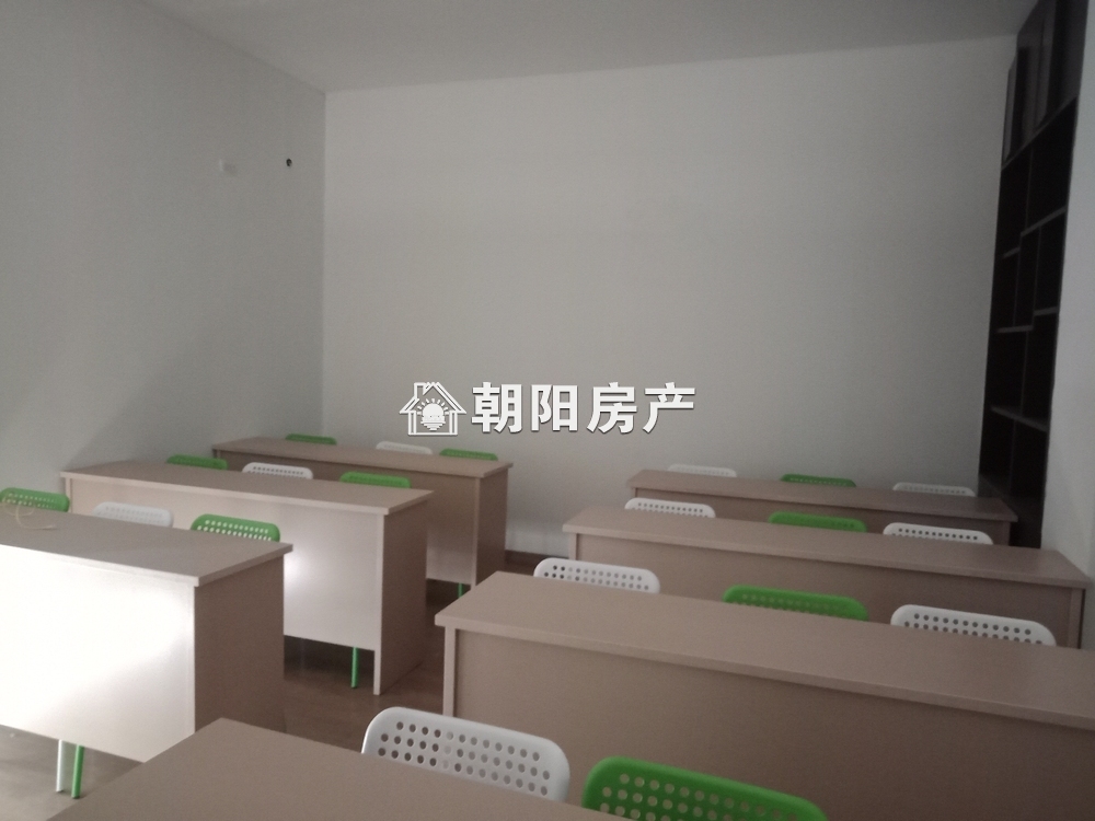 龙湖路一号 118平 南向三室 满五唯一 学区房 交通便利