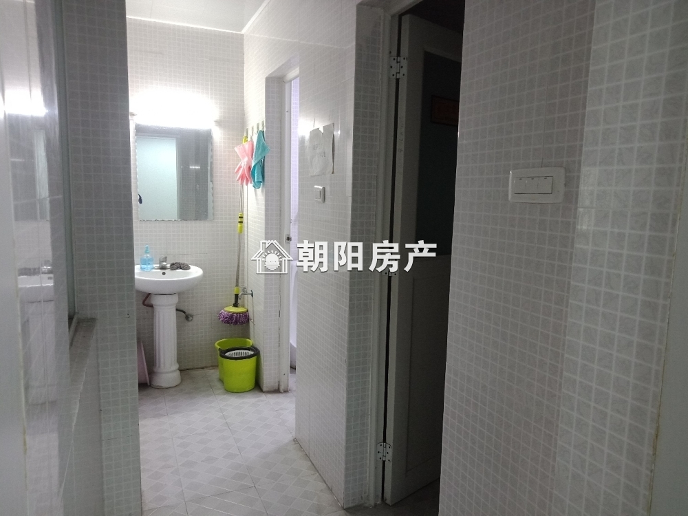 龙湖路一号 118平 南向三室 满五唯一 学区房 交通便利