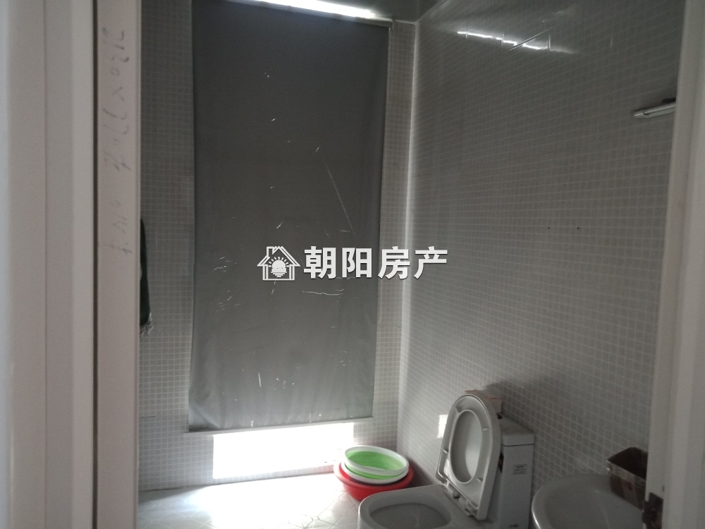 龙湖路一号 118平 南向三室 满五唯一 学区房 交通便利