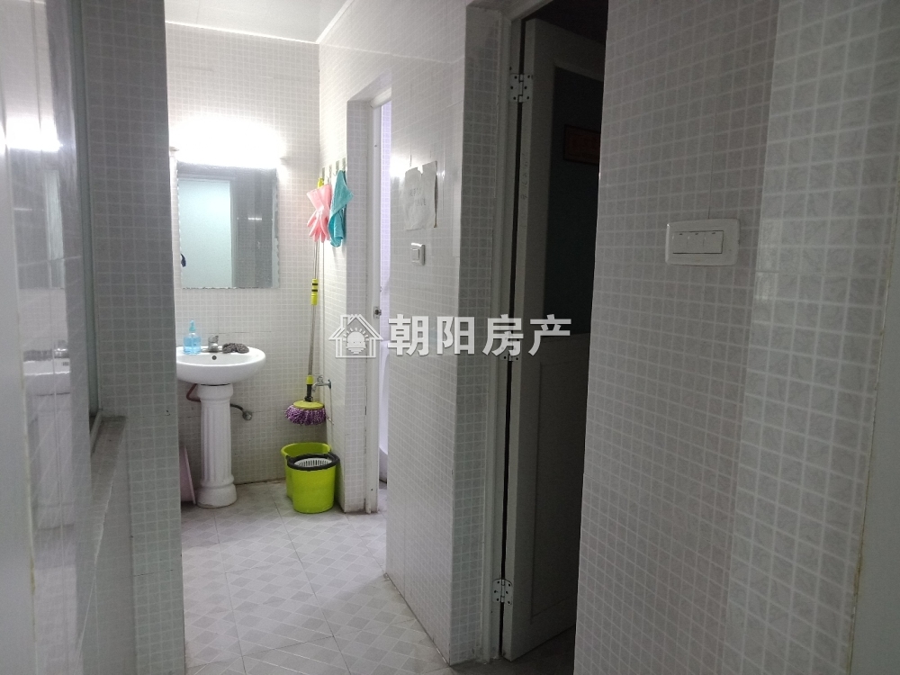 龙湖路一号 96平 东向两室 学区房 交通便利