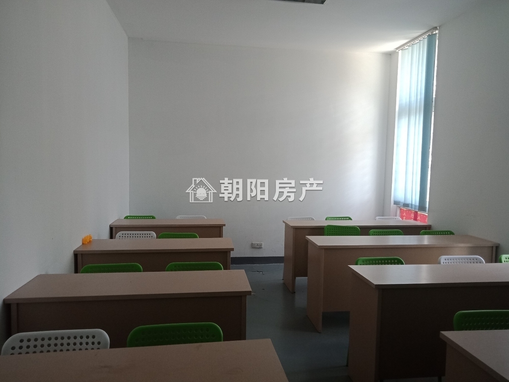 龙湖路一号 96平 东向两室 学区房 交通便利