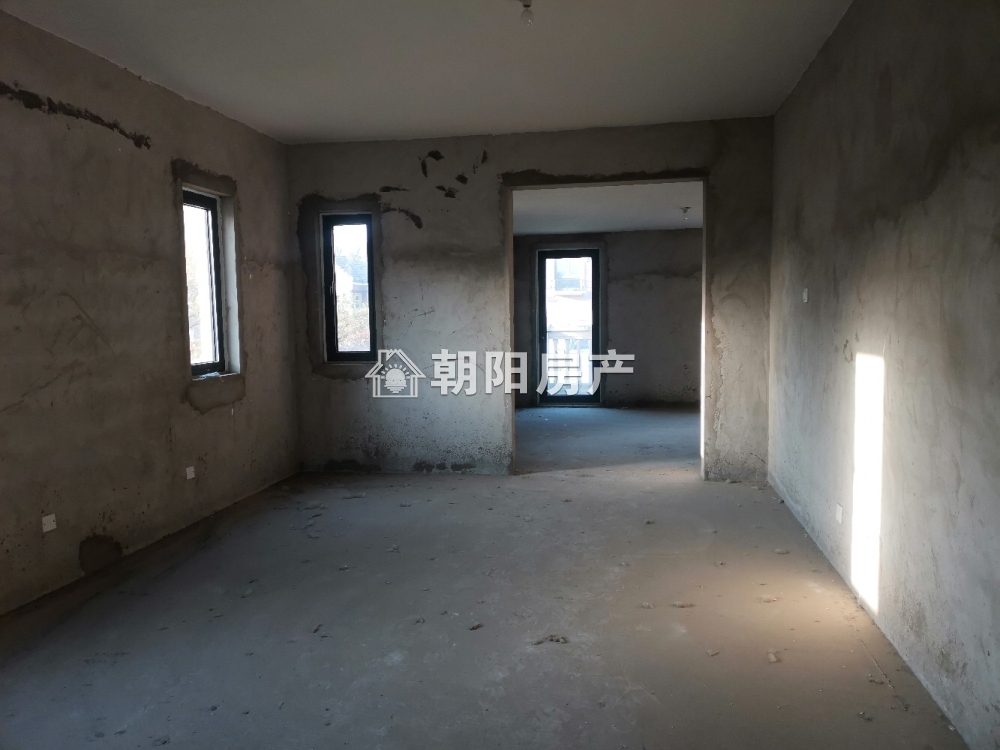 嶺秀山南 633平 南向8室5卫别墅 免税 毛坯