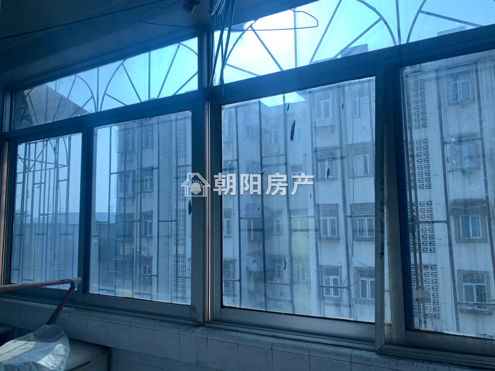 舜耕四区 71平 南向两室一厅 满两年 采光好随时看房