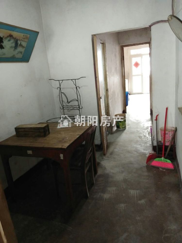 新乐村 51平 西向两室 满两年 交通便利
