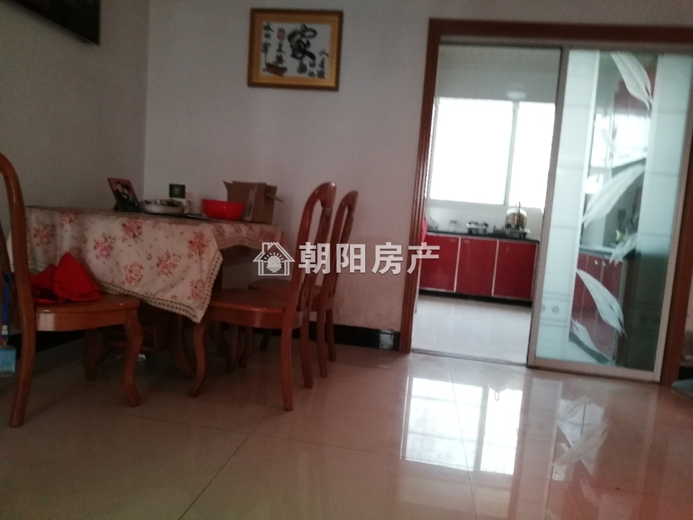 现代花园 99平 南向两室精装 满两年 2222元/平