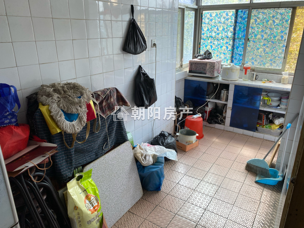 老一处 63平 南向两居 学区房 交通便利