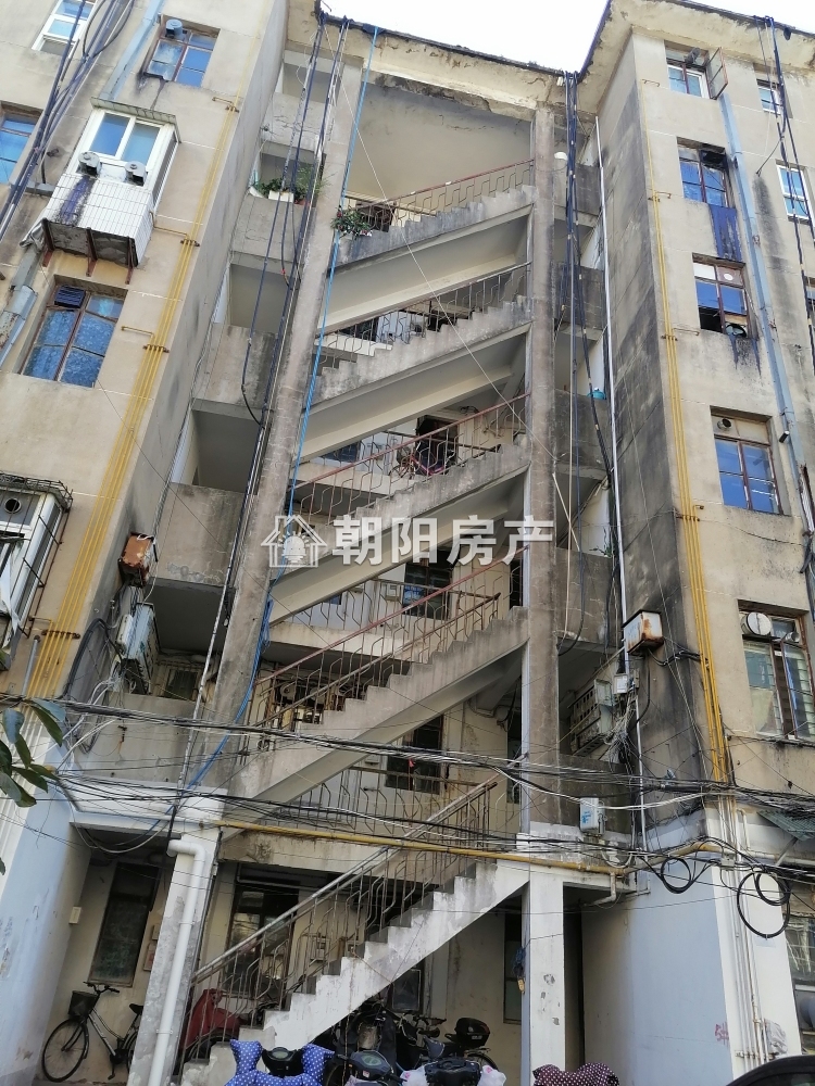 城建小区 54平 南向两室 学区房 满两年 采光好