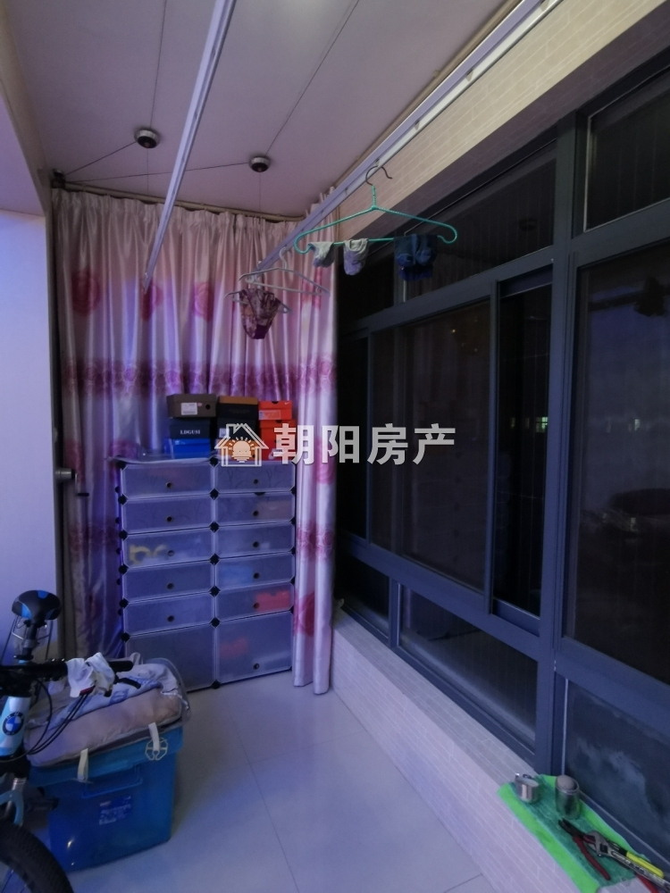 奥林花园 112平 精装朝南两居 满两年 交通便利