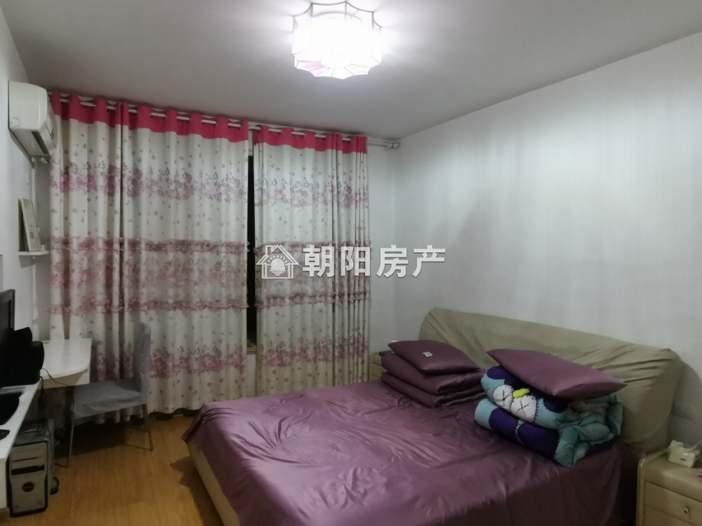奥林花园 112平 精装朝南两居 满两年 交通便利