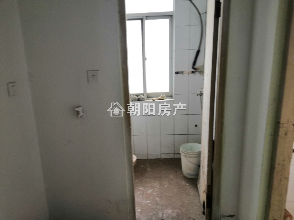 东淮公交大院 87平 南向三居 交通便利 购物便捷