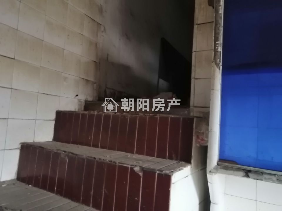 谢二北村 46平 南向一室一厅 满两年 购物便捷