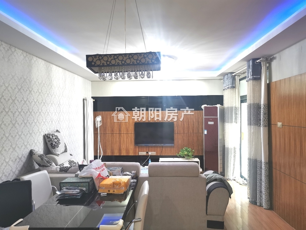 领城小区，精装2房，景观房，诚心出售