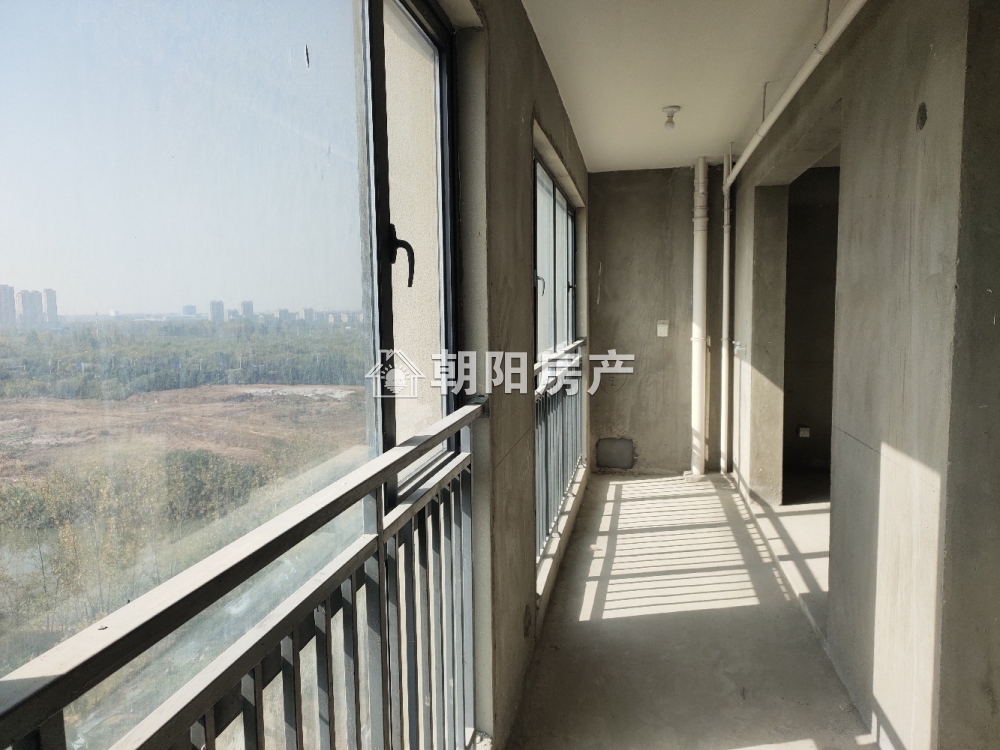 观湖名居 119平 南向三居 毛坯免税 学区房交通便利