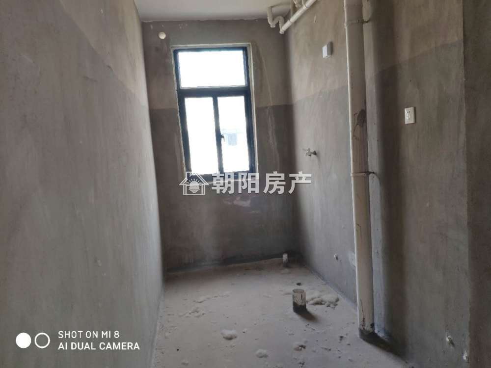 半山家园二期 104平 南向三室二厅 学区房 满两年 毛坯出租