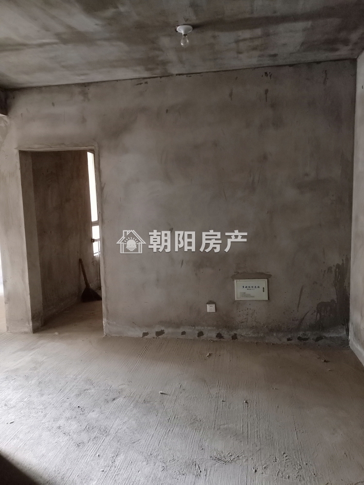 八里塘安置小区 106平 南向三室二厅 免税 毛坯