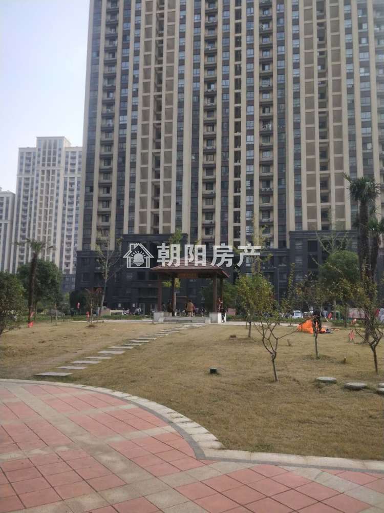 上郑广场 92平 南向两室 毛坯 交通便利 学区房