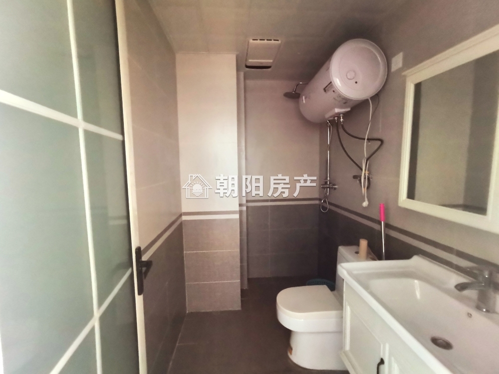 龙湖中心 75平 朝南精装一居 学区房 随时看房