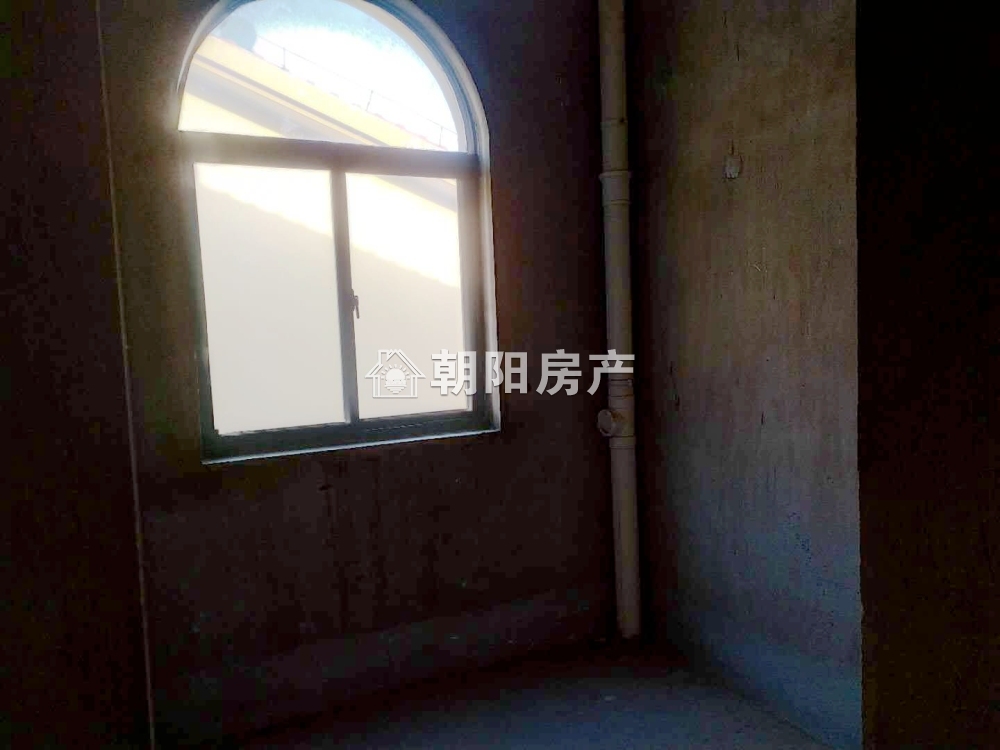 香榭华都西区 85平 朝南两室两厅 单价1750元 交通便利