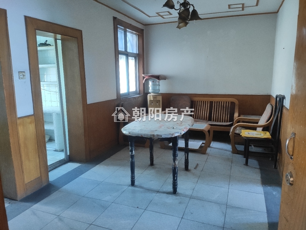 二汽新村 66平 南向两室一厅 交通便利 随时看房
