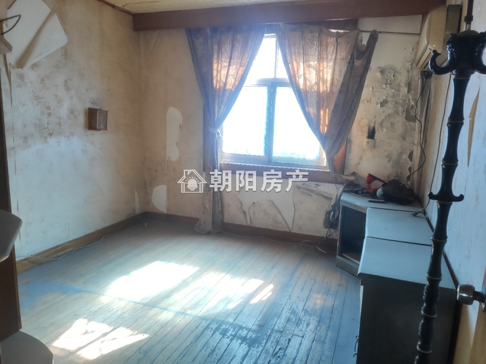 二汽新村 66平 南向两室一厅 交通便利 随时看房
