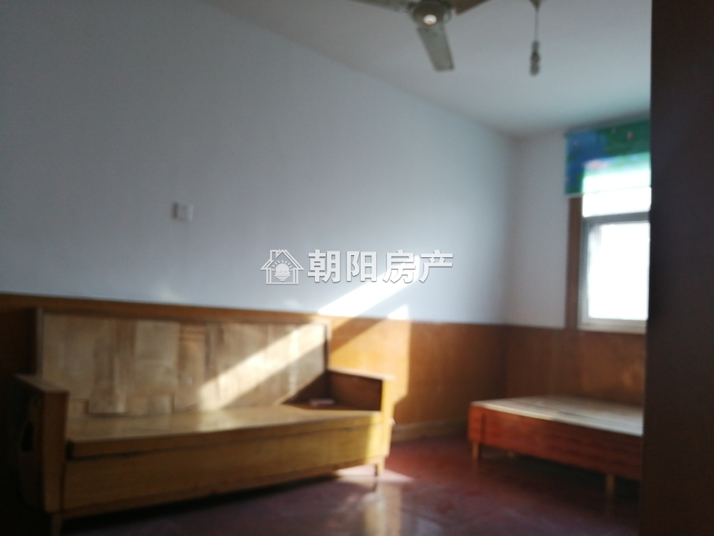 蓝天小区 70平 南向两居 满五唯一 简装