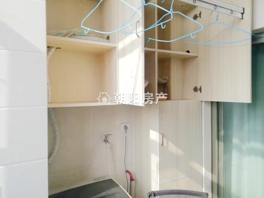 海沃世贸 52平 南向精装一居 学区房 交通便利 随时看房