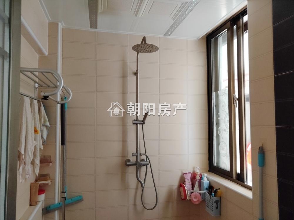 湖滨雅居 87平 精装南向两室 采光好 随时看房