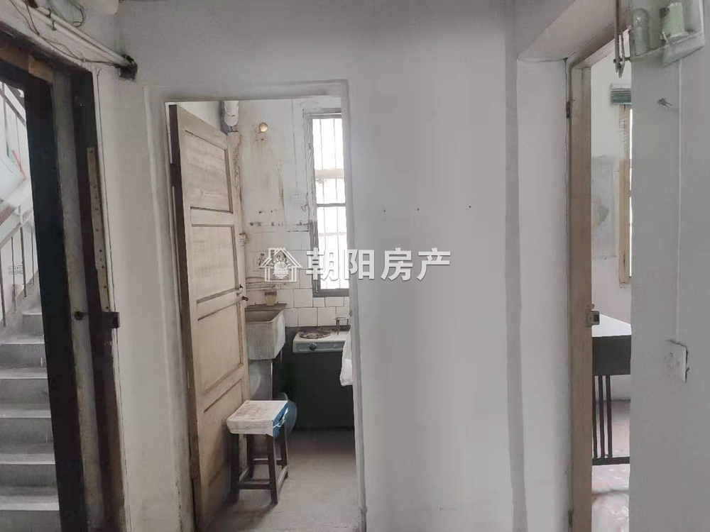 前锋一村 53平 朝南两室一厅 普装 随时看房
