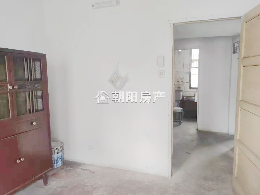 前锋一村 53平 朝南两室一厅 普装 随时看房