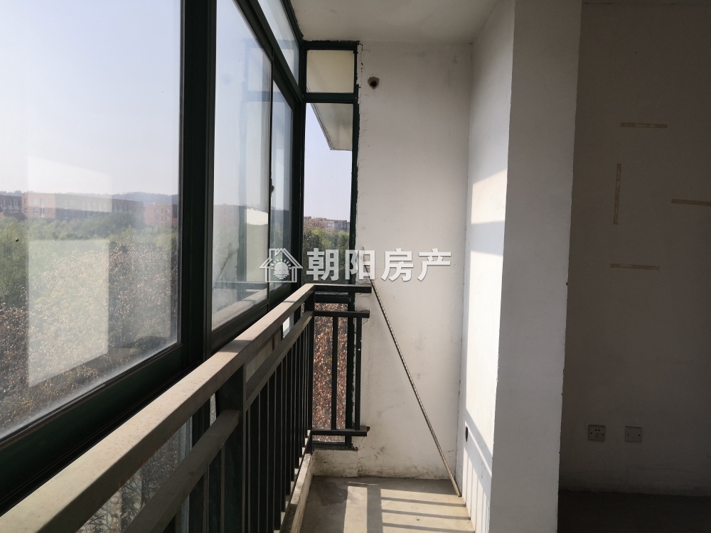 铁三处 80平 南向三室 满两年免税 4375元/平