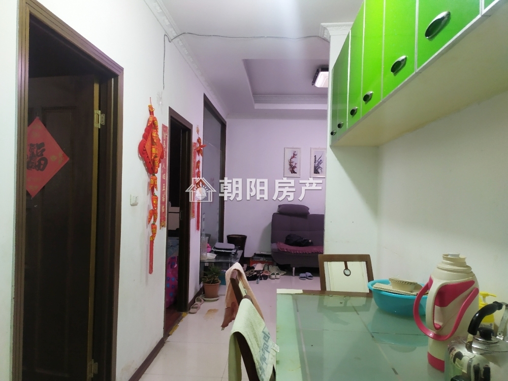 金龙门公寓 80平 南向精装两室 满两年 配套齐全