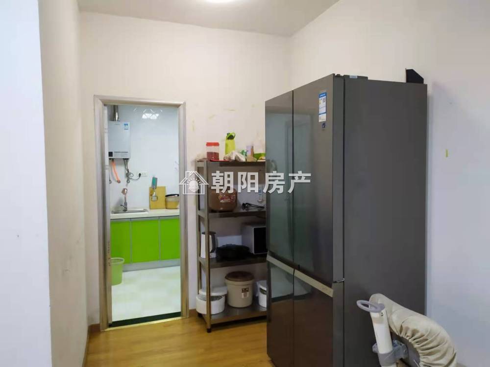 云景豪庭 91平 南向两室 普装 交通便利 随时看房
