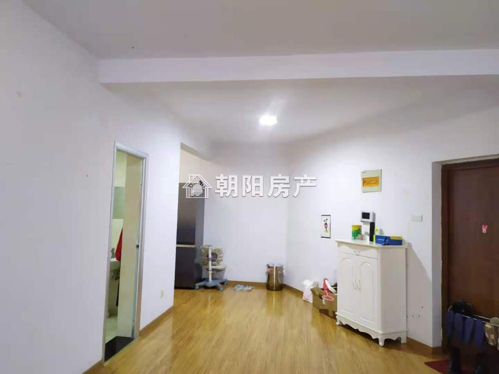 云景豪庭 91平 南向两室 普装 交通便利 随时看房