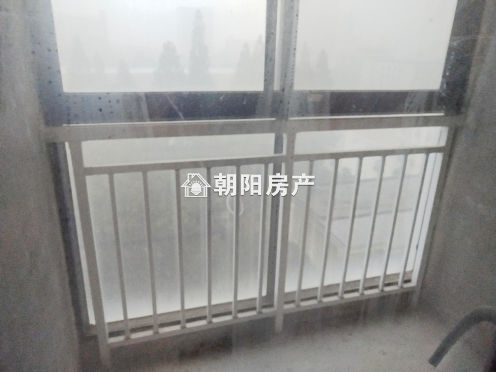 师院家属楼 140平 南向三居 2857元/平 毛坯 随时看房