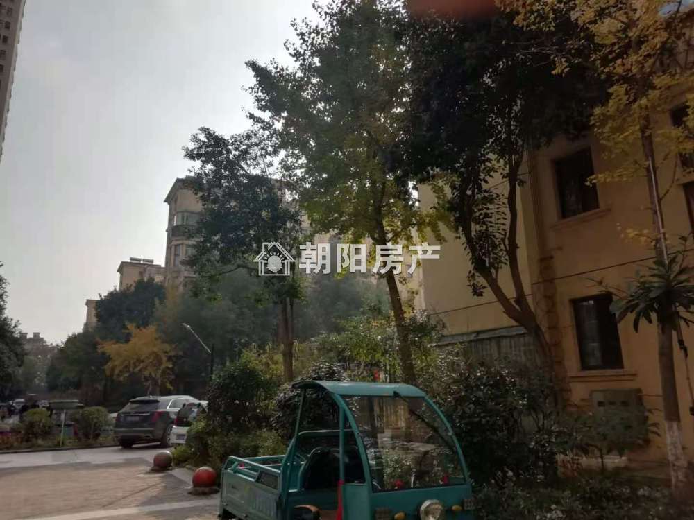 朝阳帝堡 57平 西向精装一室 学区房 满两年