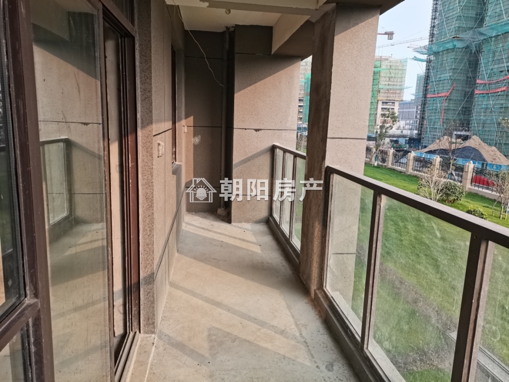 顺景天成睿园115平方三室毛坯三小学区