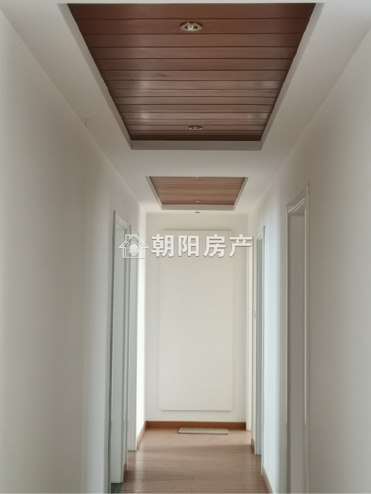 半山家园 162平 南向四室精装 学区房 交通便利