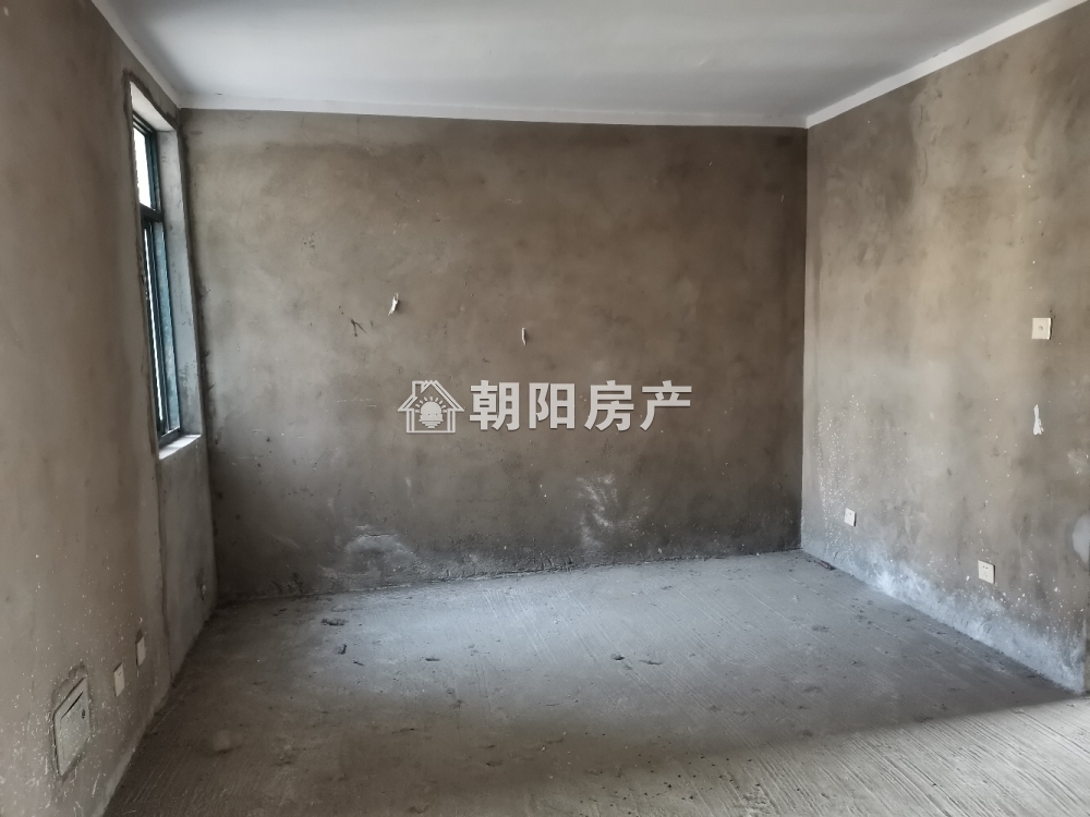 机西小区 82平 南向三居 毛坯 随时看房