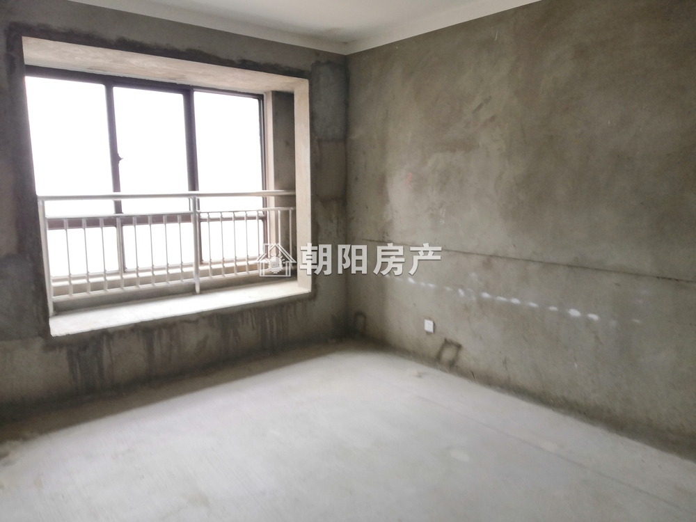 艺山南 127平 南向高层三室 毛坯 交通便利
