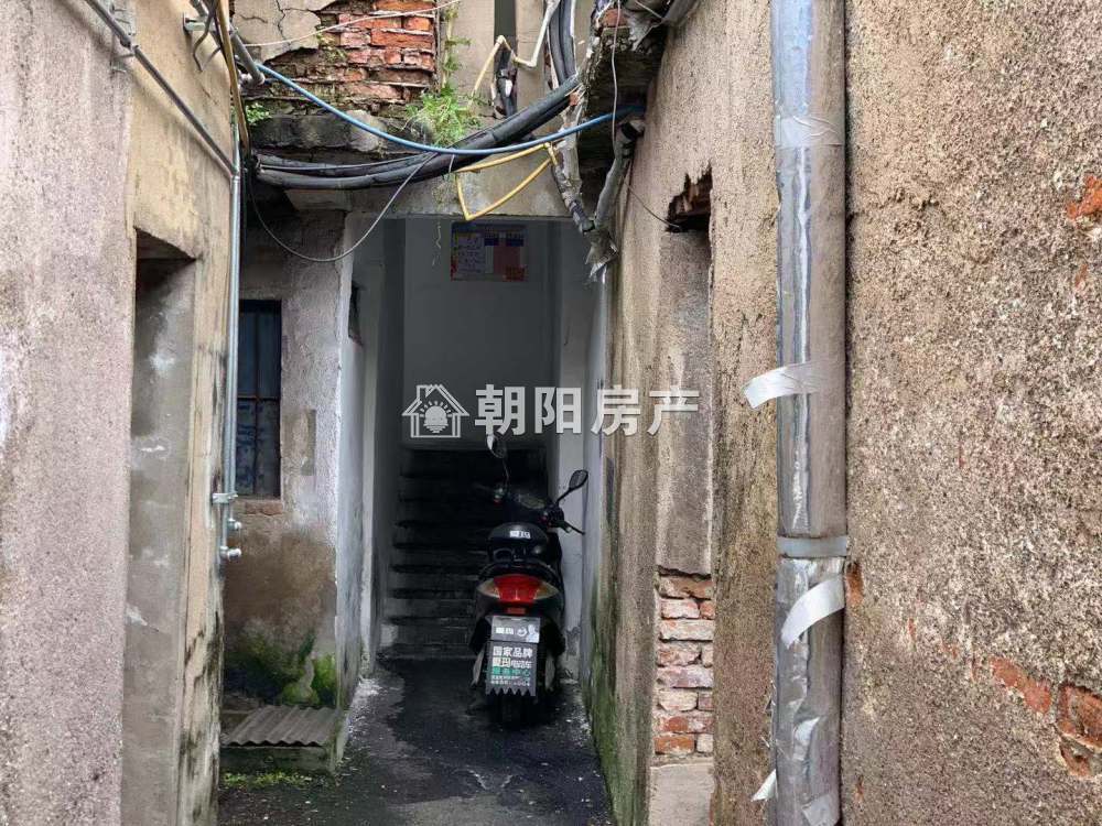 谢二北村 46平 南向一室一厅 满两年 购物便捷