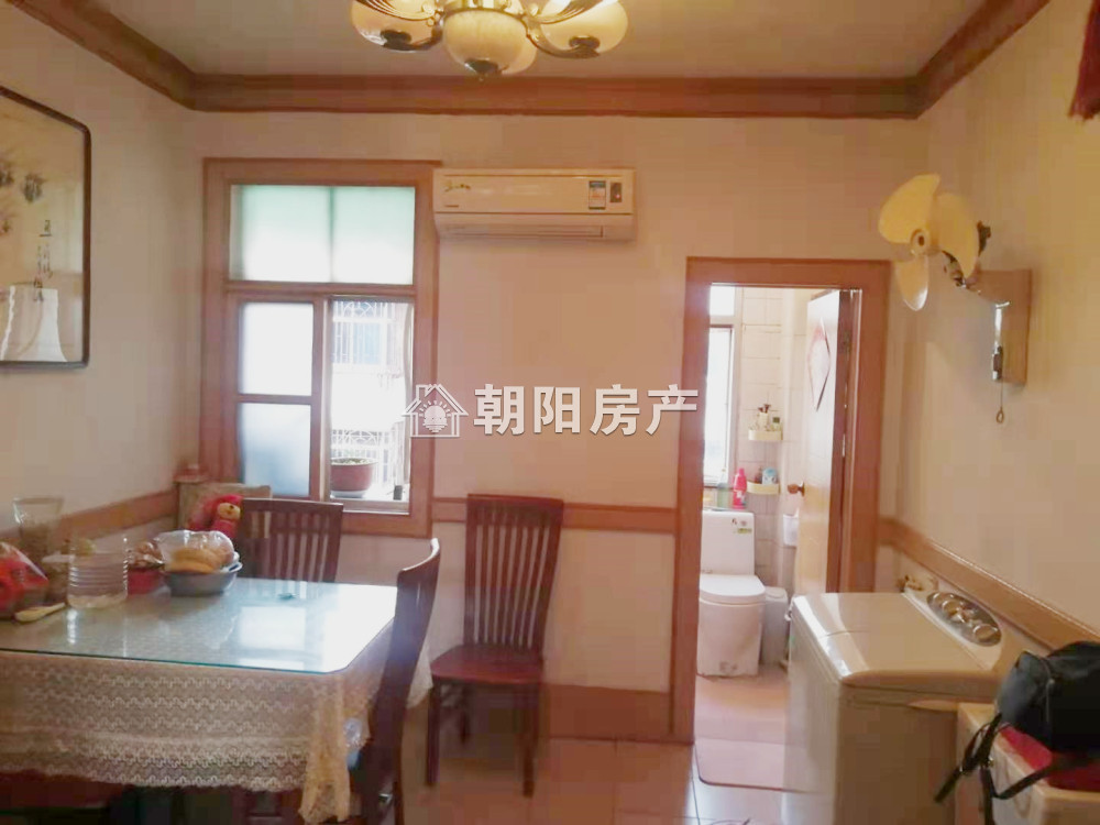 朝阳市容局 58平 南向精装两居 免税学区 交通便利